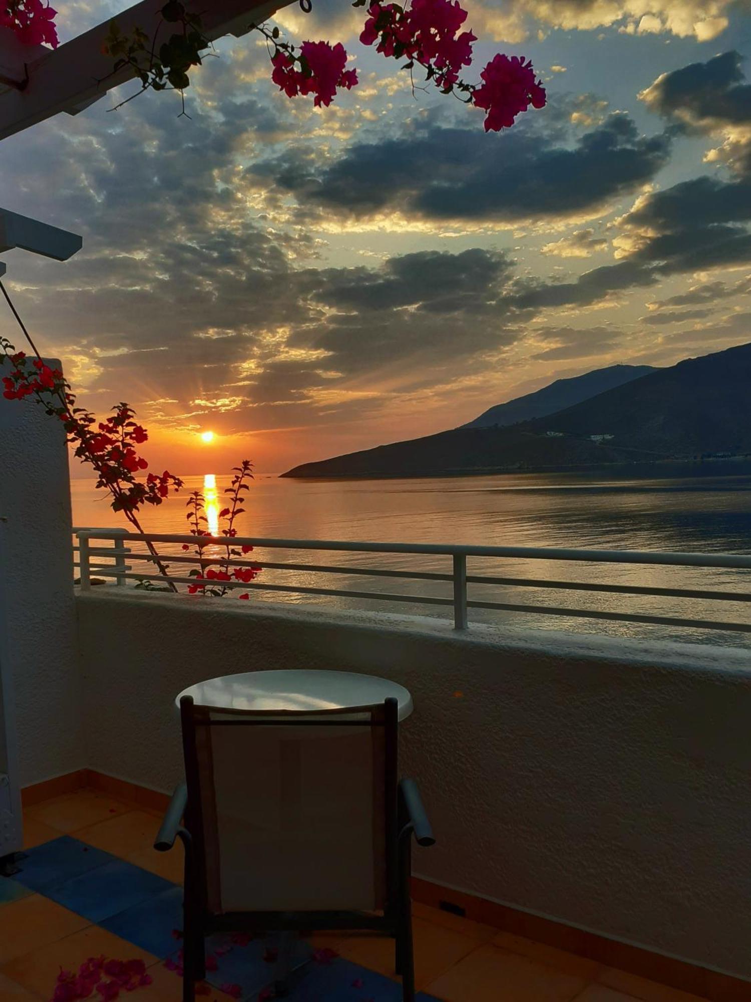 Ilidi Rock Apart otel Livadia  Dış mekan fotoğraf